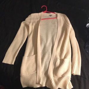 Cardigan sweater